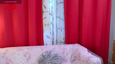 Snapshot of jessthewicked chatting on October 31, 2025, 12:06 pm JessTheWicked online show from October 31, 2025, 12:06 pm