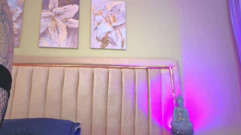 Jessy Mateus online show from October 17, 2025, 4:59 am