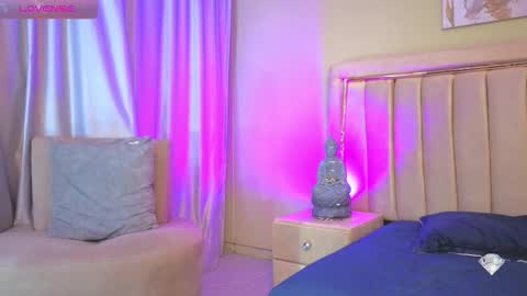 Jessy Mateus online show from October 22, 2025, 4:13 am