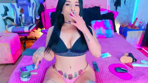 jessyferrary online show from October 20, 2025, 3:56 pm