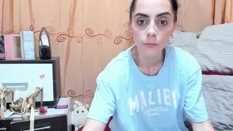 Jessylonghair online show from July 13, 2026, 9:50 pm