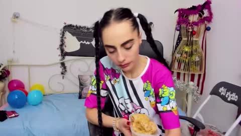 Jessy online show from January 2, 2025, 3:05 am