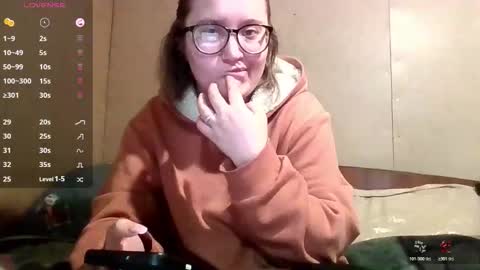 Snapshot of jessystoune1 chatting on October 23, 2025, 8:46 am Bye everyone i cant see any reason to stay here wish u luck online show from October 23, 2025, 8:46 am