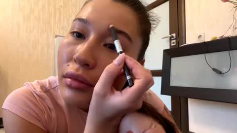 Snapshot of jesusitacatts chatting on October 21, 2025, 7:42 am Lynn online show from October 21, 2025, 7:42 am