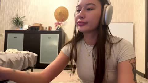 Snapshot of jesusitacatts chatting on October 28, 2025, 9:35 am Lynn online show from October 28, 2025, 9:35 am