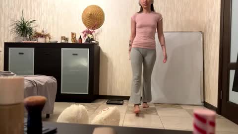 Snapshot of jesusitacatts chatting on October 29, 2025, 7:32 am Lynn online show from October 29, 2025, 7:32 am