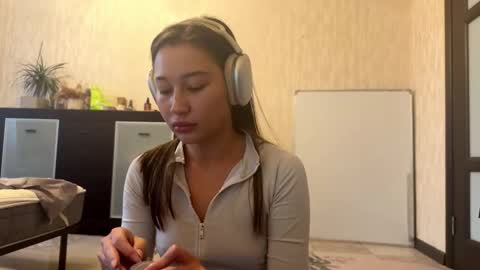 Snapshot of jesusitacatts chatting on November 6, 2025, 7:09 am Lynn online show from November 6, 2025, 7:09 am