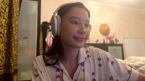 Snapshot of jesusitacatts chatting on November 14, 2025, 6:34 am Lynn online show from November 14, 2025, 6:34 am