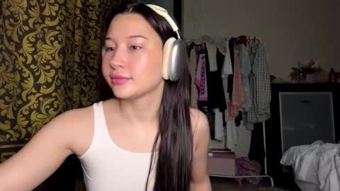 Snapshot of jesusitacatts chatting on November 18, 2025, 6:40 am Lynn online show from November 18, 2025, 6:40 am