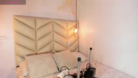 Jessica online show from September 16, 2025, 6:31 pm