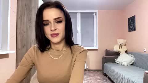 Lea online show from November 9, 2025, 3:21 pm