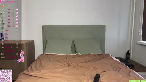 Mona online show from September 27, 2025, 5:23 am