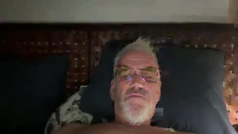 Snapshot of jewlronny chatting on October 2, 2025, 9:00 pm jewlronny online show from October 2, 2025, 9:00 pm