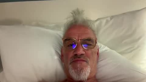 jewlronny online show from April 12, 2026, 7:08 pm