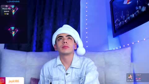 Snapshot of jey_keler chatting on December 3, 2024, 4:25 am jey keler online show from December 3, 2024, 4:25 am