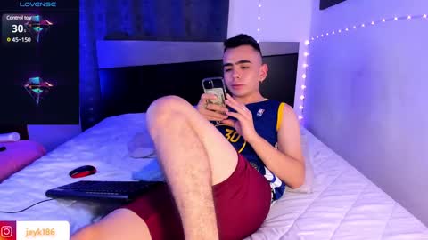 Snapshot of jey_keler chatting on January 22, 2025, 7:46 am jey keler online show from January 22, 2025, 7:46 am