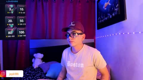 Snapshot of jey_keler chatting on February 6, 2025, 2:22 am jey keler online show from February 6, 2025, 2:22 am