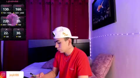 Snapshot of jey_keler chatting on February 19, 2025, 3:06 am jey keler online show from February 19, 2025, 3:06 am