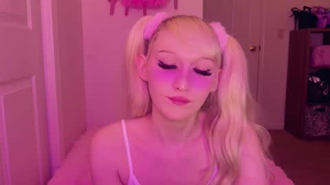 Snapshot of jeylababe chatting on January 16, 2026, 3:43 am online show from January 16, 2026, 3:43 am