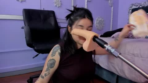 Jeyy online show from November 7, 2025, 11:54 am