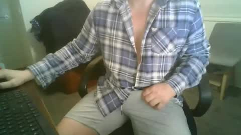 jezz045 online show from May 29, 2026, 7:17 am