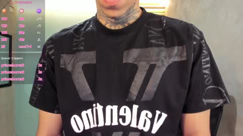 Snapshot of jharol_cardona chatting on January 6, 2025, 1:09 am Jharol online show from January 6, 2025, 1:09 am