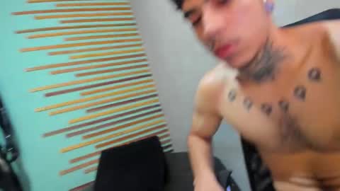 Snapshot of jharol_cardona chatting on March 4, 2025, 4:27 am Jharol online show from March 4, 2025, 4:27 am