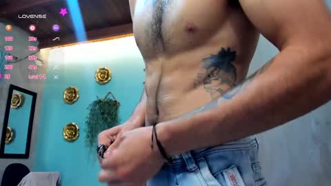 Snapshot of jharol_cardona chatting on September 15, 2025, 1:16 am Jharol online show from September 15, 2025, 1:16 am