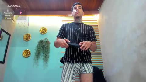 Snapshot of jharol_cardona chatting on September 25, 2025, 1:20 am Jharol online show from September 25, 2025, 1:20 am