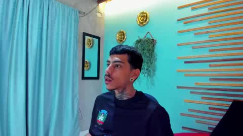 Snapshot of jharol_cardona chatting on September 29, 2025, 1:27 pm Jharol online show from September 29, 2025, 1:27 pm