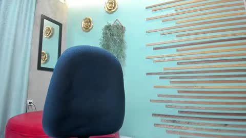 Snapshot of jharol_cardona chatting on October 30, 2025, 2:35 am Jharol online show from October 30, 2025, 2:35 am