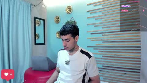 Snapshot of jharol_cardona chatting on November 2, 2025, 1:13 pm Jharol online show from November 2, 2025, 1:13 pm