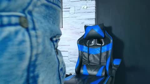 jhay_wheeler777 online show from November 16, 2025, 4:29 am