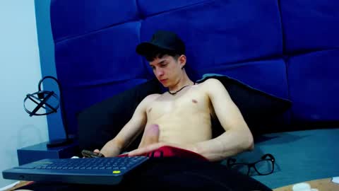 Snapshot of jheampiero chatting on September 27, 2025, 2:11 pm Jheampiero online show from September 27, 2025, 2:11 pm