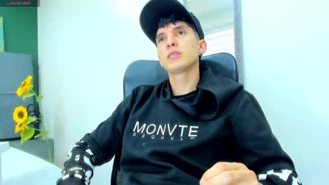 Jheampiero online show from April 20, 2026, 9:05 pm