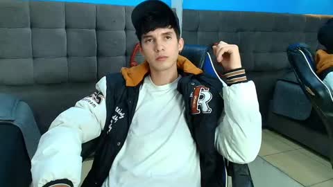 Snapshot of jheampiero chatting on May 25, 2026, 4:02 pm Jheampiero online show from May 25, 2026, 4:02 pm