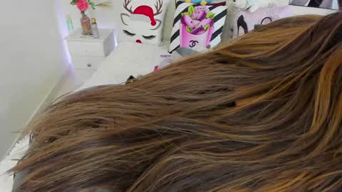  Candy  online show from January 11, 2025, 10:40 pm