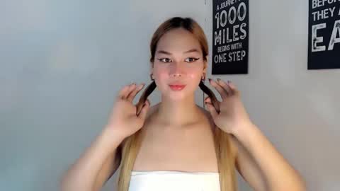 Snapshot of jhessi_kissie chatting on March 1, 2026, 1:13 pm Tattiana online show from March 1, 2026, 1:13 pm