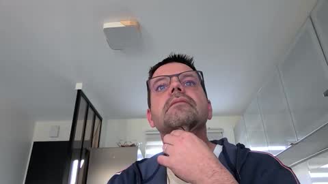 jhmec44000 online show from March 17, 2026, 8:39 am