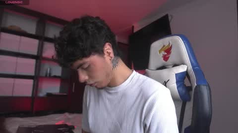 Morghan online show from December 19, 2025, 6:37 pm