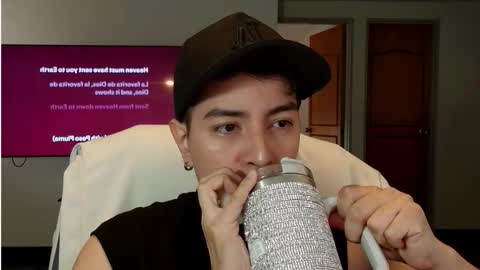 Snapshot of jhoan_saenz chatting on October 10, 2025, 3:00 pm Jhoan Saenz online show from October 10, 2025, 3:00 pm