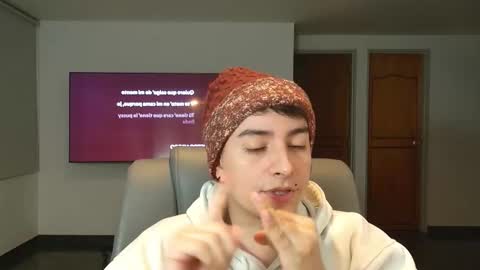 Snapshot of jhoan_saenz chatting on October 25, 2025, 12:07 am Jhoan Saenz online show from October 25, 2025, 12:07 am