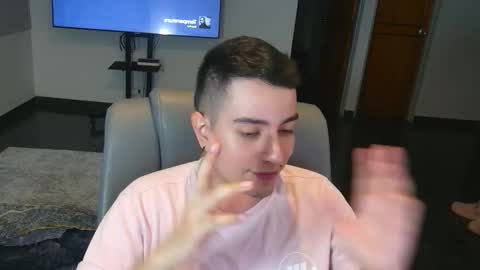 Snapshot of jhoan_saenz chatting on November 6, 2025, 2:45 am Jhoan Saenz online show from November 6, 2025, 2:45 am