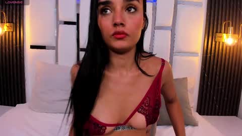 Snapshot of jhoanaduran_ chatting on January 30, 2025, 5:49 pm Jhoana online show from January 30, 2025, 5:49 pm