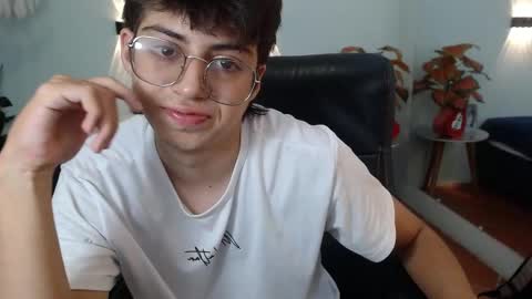 Jhoel online show from October 28, 2025, 8:44 pm