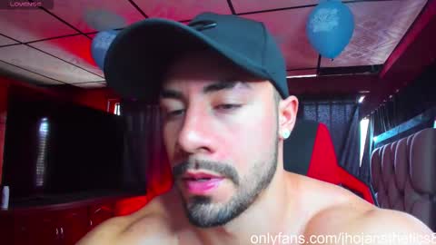 Jhojan Strong  online show from October 7, 2025, 5:43 pm