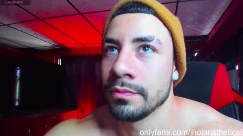 Jhojan Strong  online show from October 9, 2025, 8:29 pm