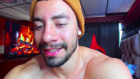 Snapshot of jhojanstrong_ chatting on January 11, 2025, 7:27 pm Jhojan Strong online show from January 11, 2025, 7:27 pm