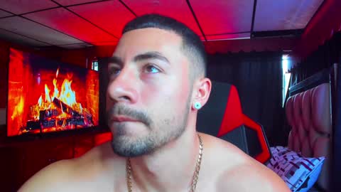 Snapshot of jhojanstrong_ chatting on January 17, 2025, 8:44 pm Jhojan Strong online show from January 17, 2025, 8:44 pm