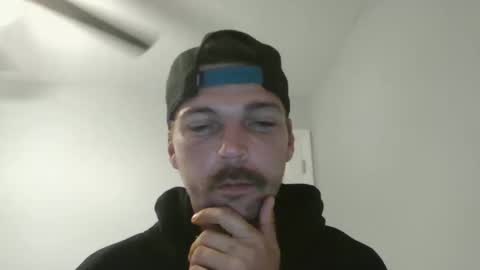 jholls online show from February 9, 2025, 4:29 pm